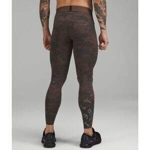 Lululemon Men’s License to Train Tight Terrain Texture Dark Mocha Size Large